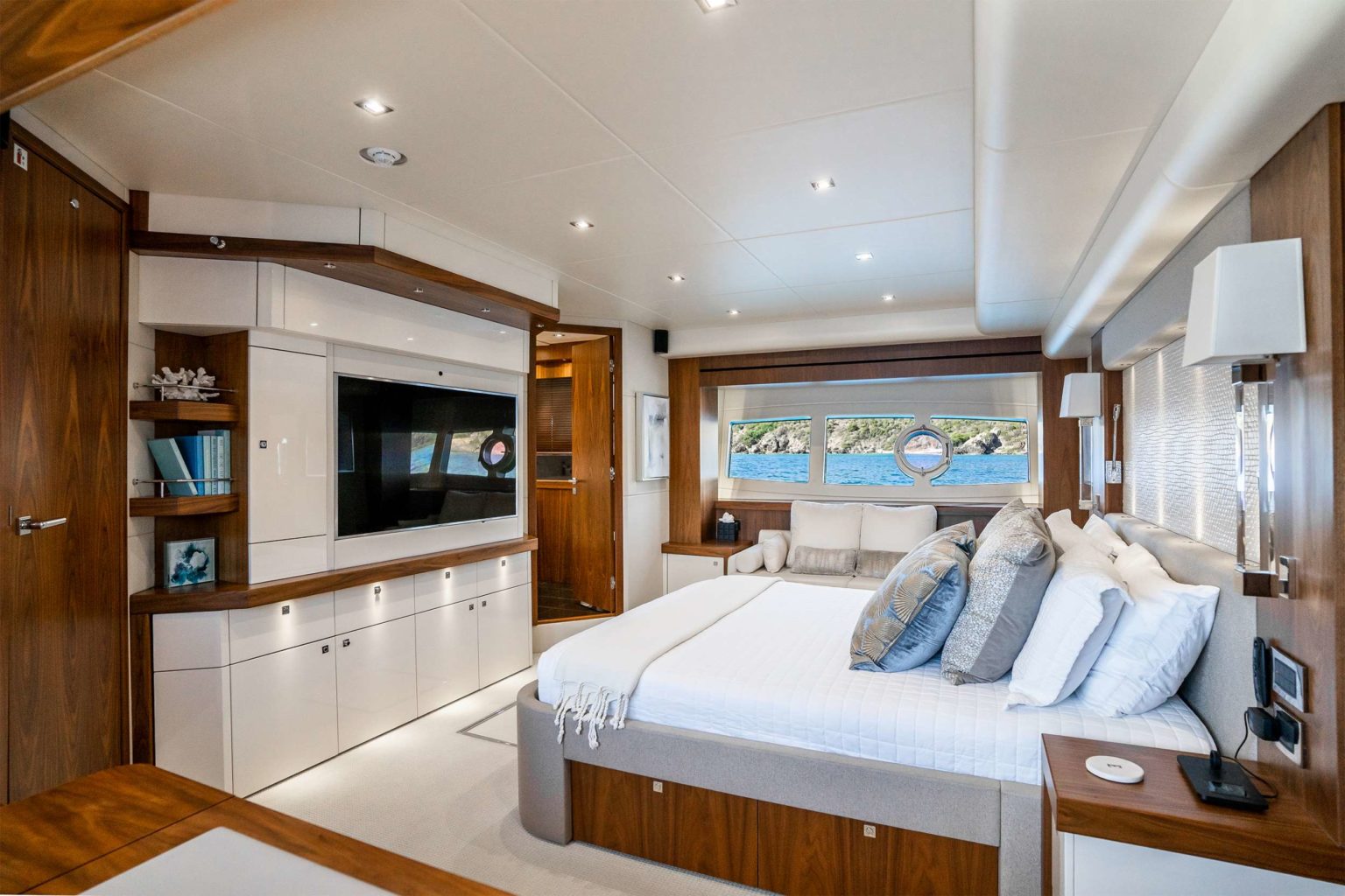 Dawe Yachts- Barcos- Yates- Elite-Master Cabin