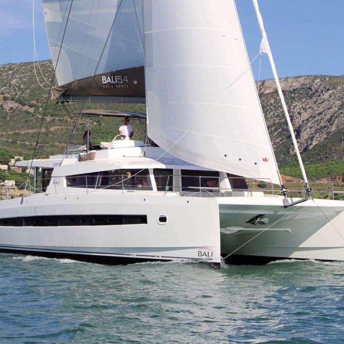 Dawe yachts- barcos-catamaran-amura